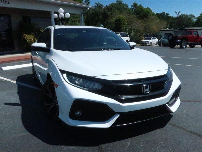 Honda Civic Sport Touring - Thumbnail 3