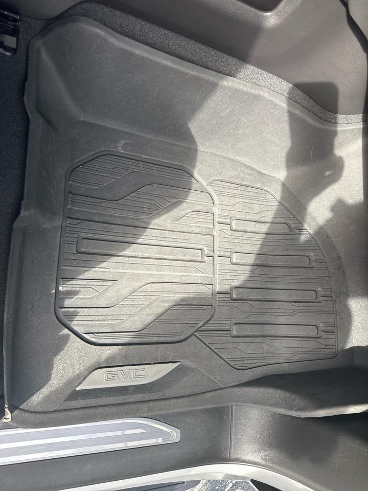 GMC Sierra 1500 Limited4Wd Crew Cab 147" Elevation W/3Sb - Thumbnail 13