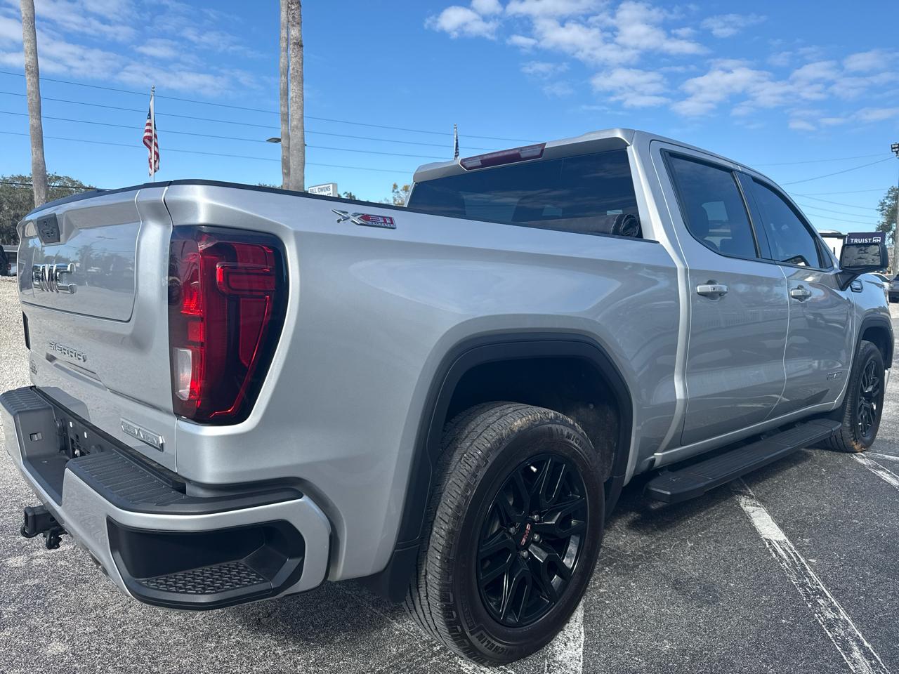 GMC Sierra 1500 Limited4Wd Crew Cab 147" Elevation W/3Sb - Thumbnail 6