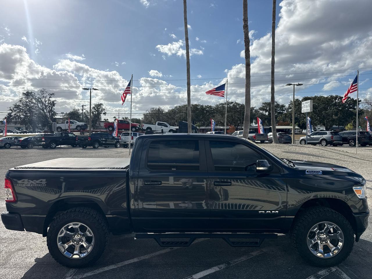 Ram 1500Big Horn 4X4 Crew Cab 5'7" Box - Thumbnail 6