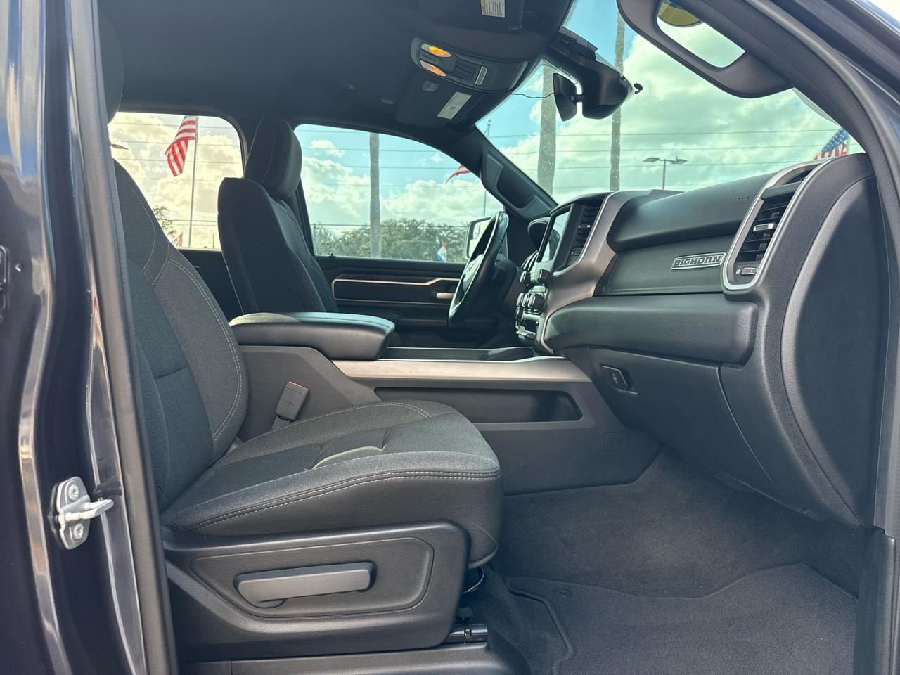 Ram 1500Big Horn 4X4 Crew Cab 5'7" Box - Thumbnail 9