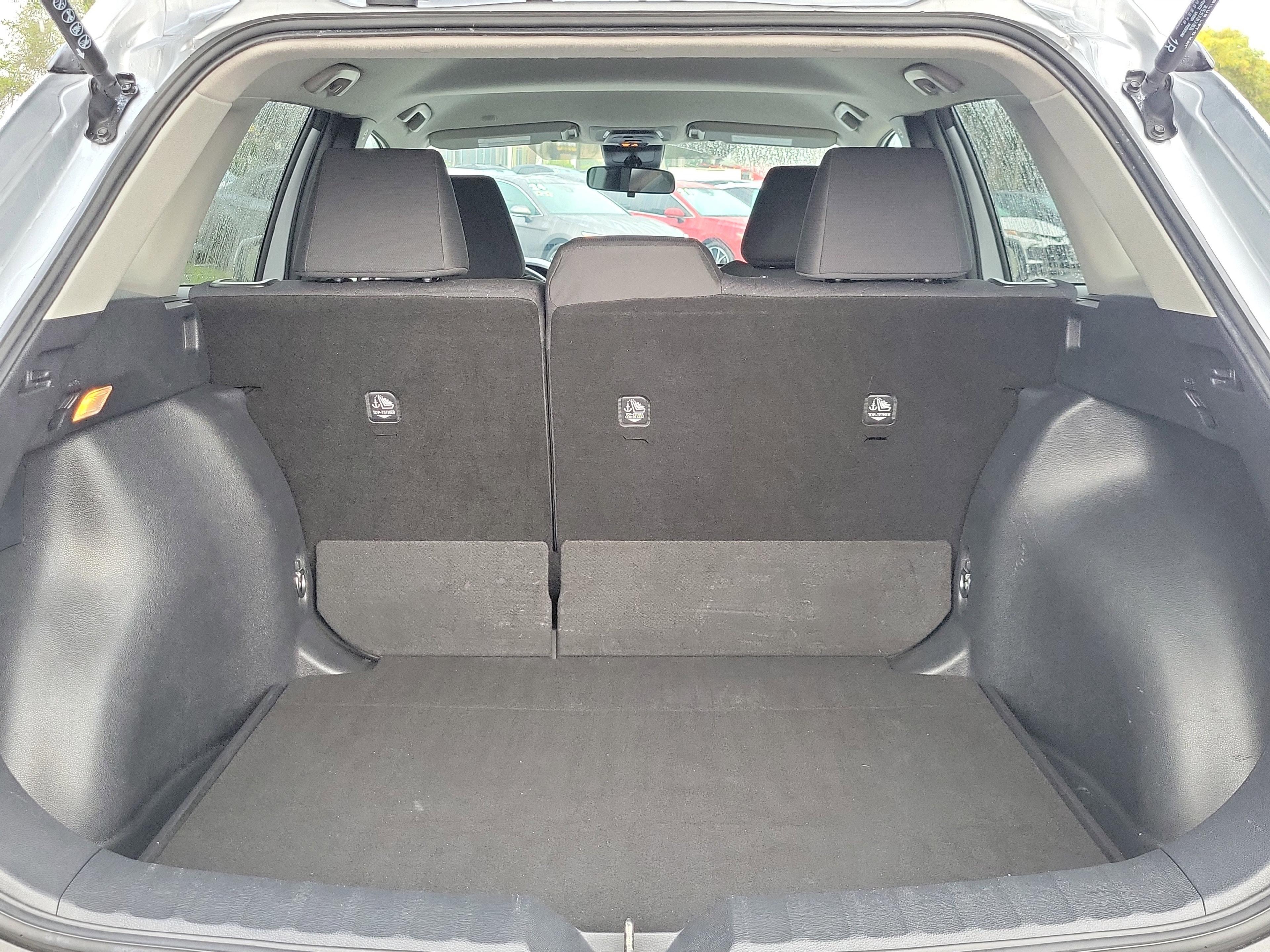 Toyota Corolla Cross Le Fwd - Thumbnail 8