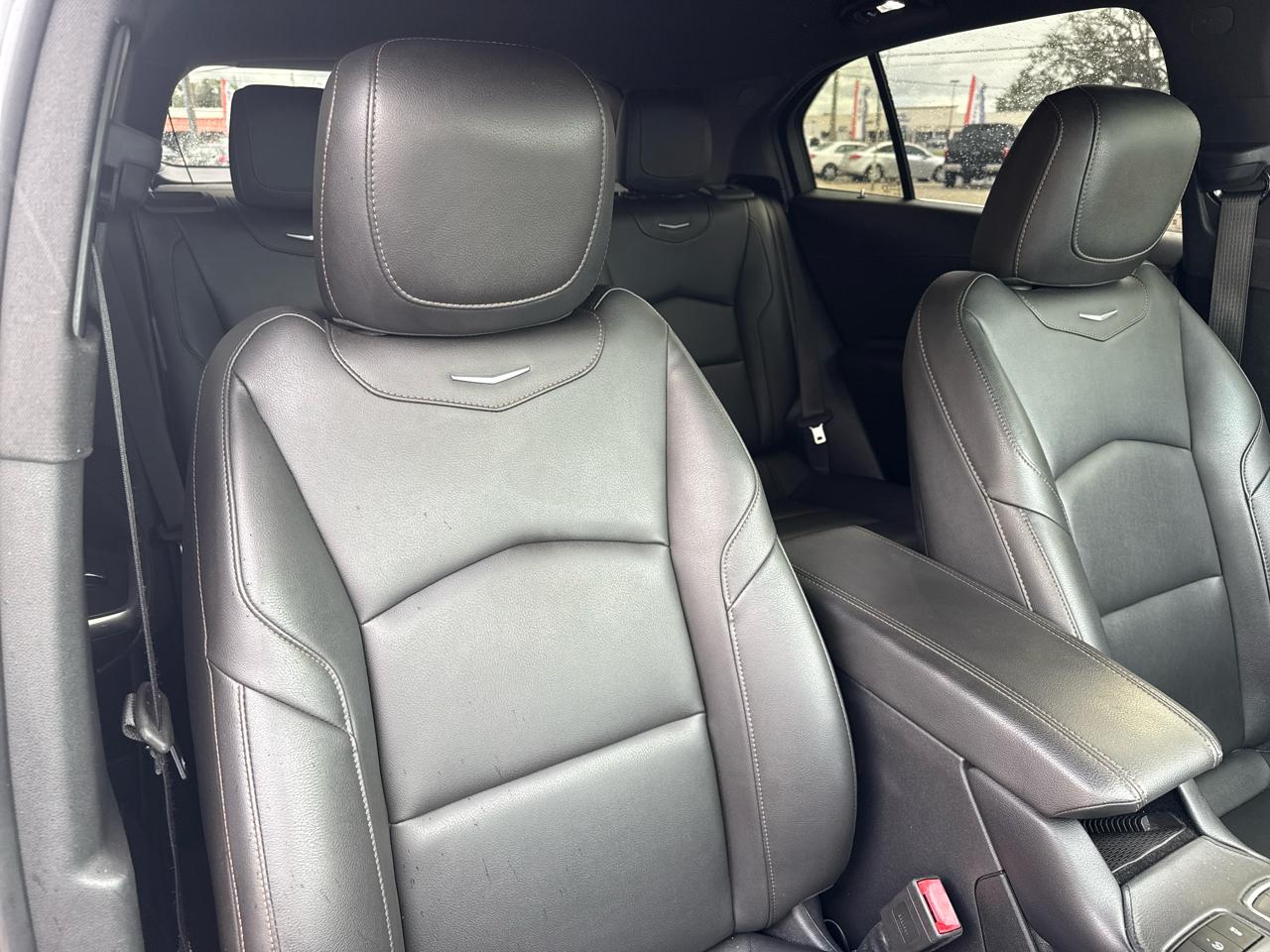 Cadillac Xt4Fwd 4Dr Sport - Thumbnail 10