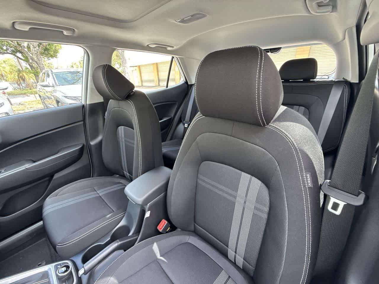 Hyundai Venue Sel Fwd Sport Utility - Thumbnail 14