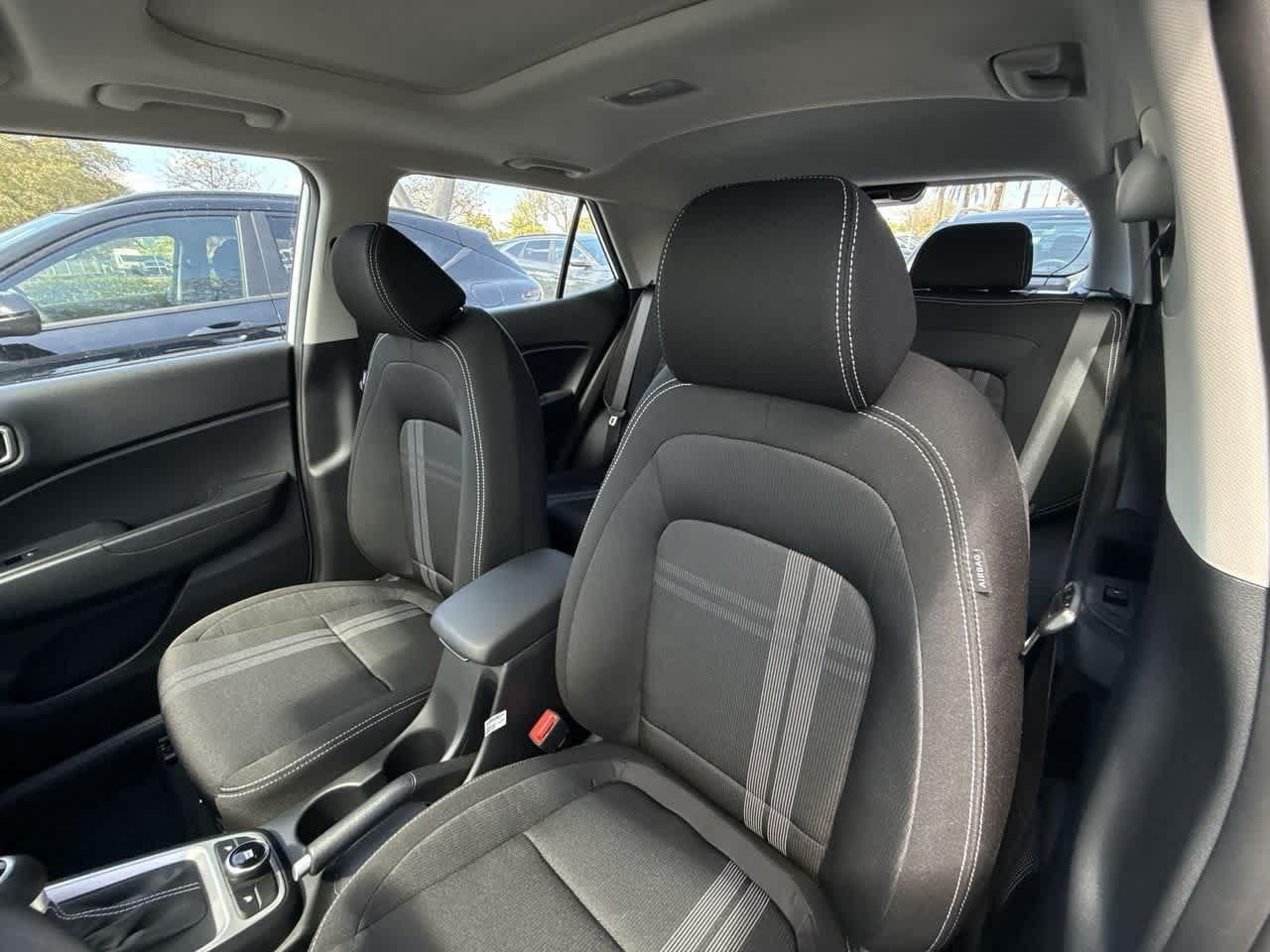 Hyundai Venue Sel Fwd Sport Utility - Thumbnail 14