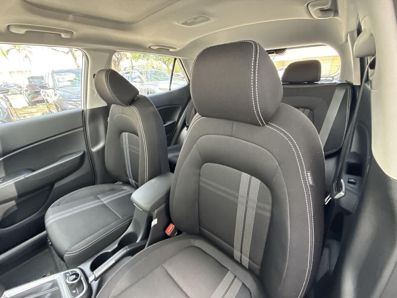 Hyundai Venue Sel Fwd Sport Utility - Thumbnail 14