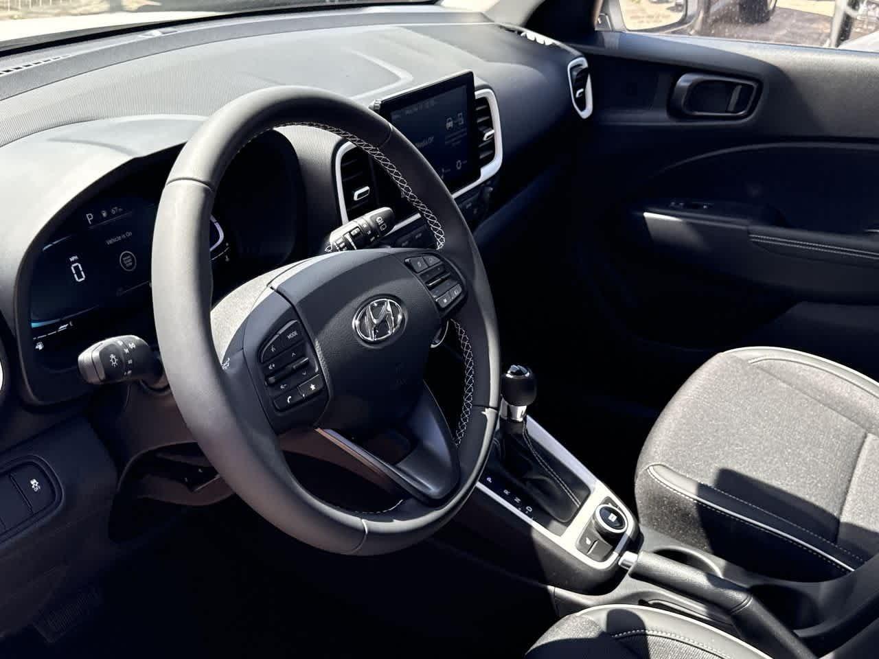 Hyundai Venue Sel W/Two-Tone Roof Fwd Sport Utility - Thumbnail 13