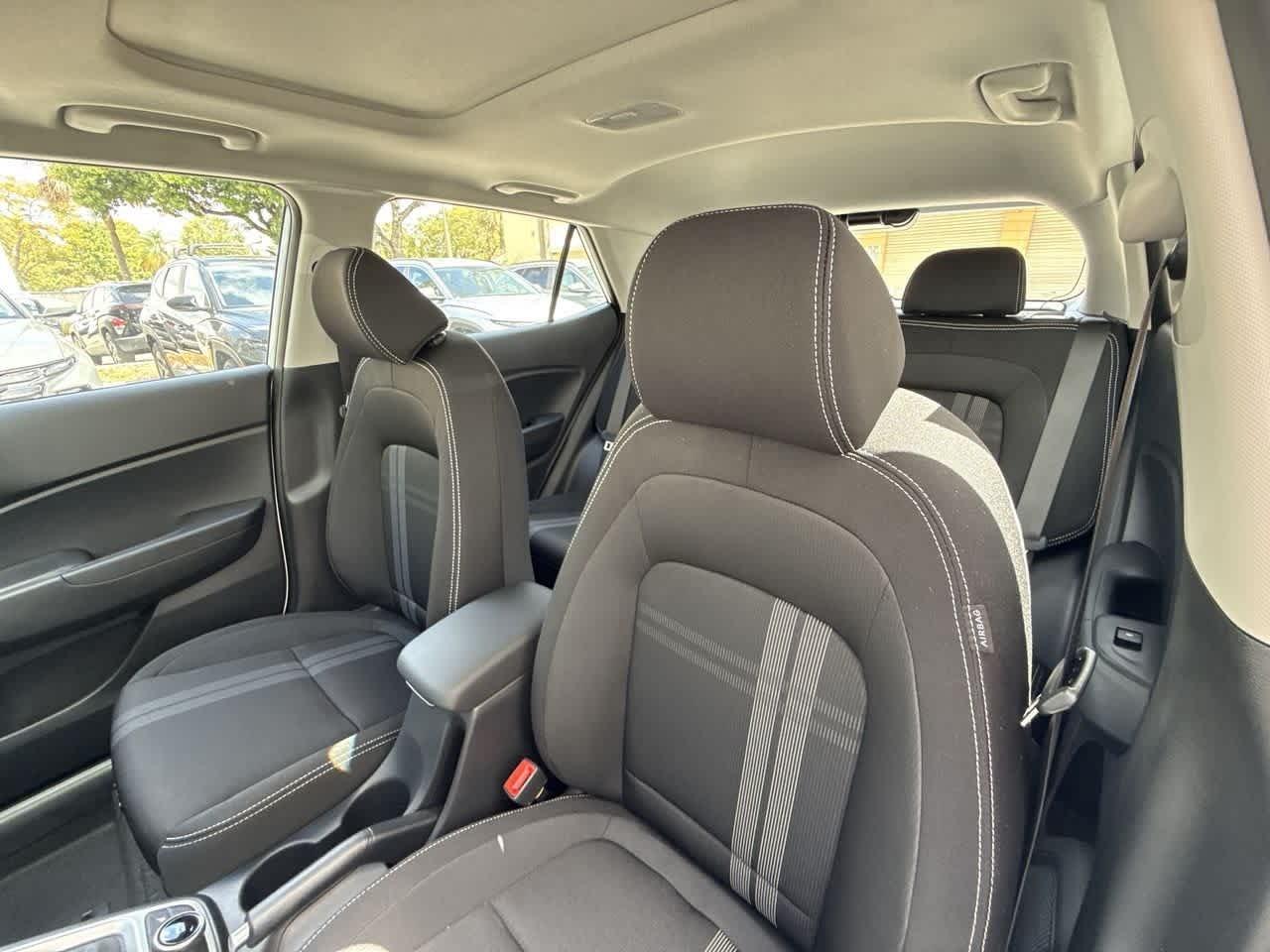 Hyundai Venue Sel Fwd Sport Utility - Thumbnail 14