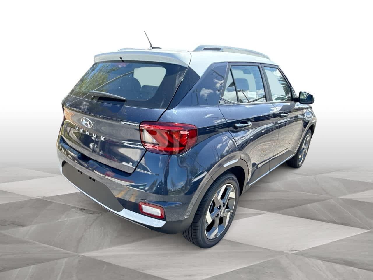 Hyundai Venue Sel W/Two-Tone Roof Fwd Sport Utility - Thumbnail 8