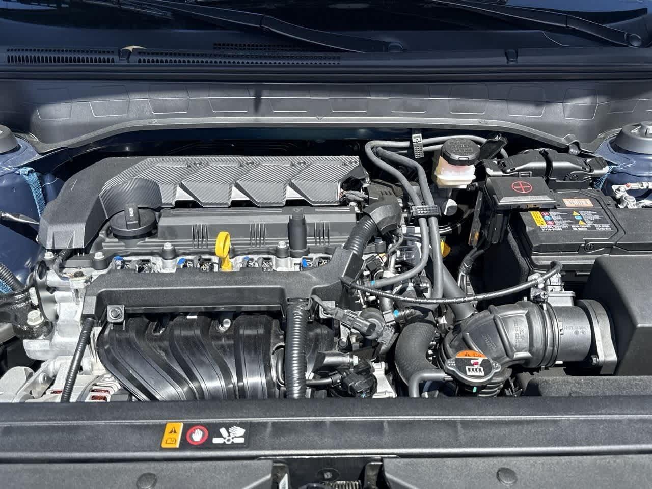 Hyundai Venue Sel W/Two-Tone Roof Fwd Sport Utility - Thumbnail 12