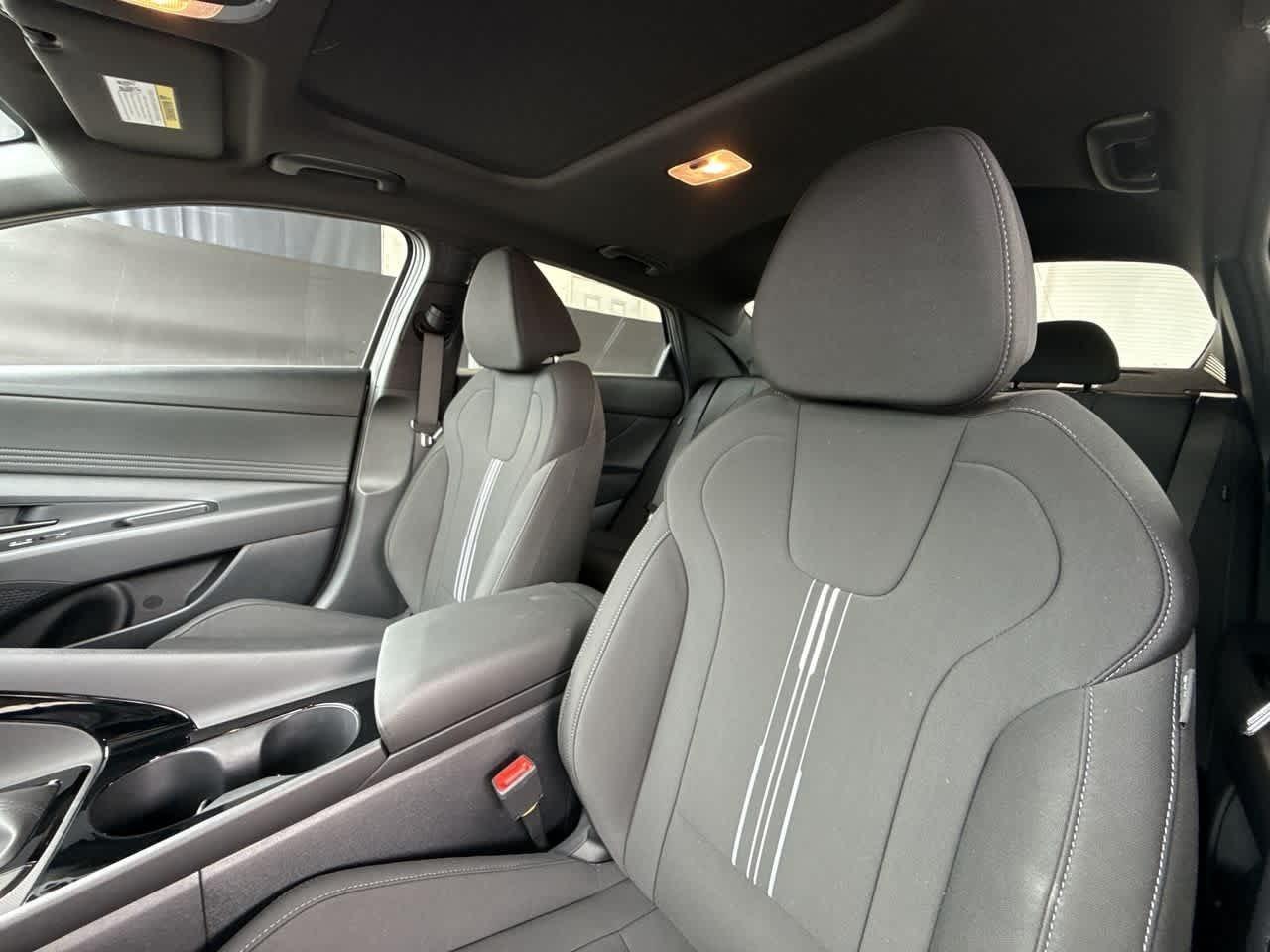 Hyundai Elantra Sel Sport Premium Fwd 4Dr Car - Thumbnail 14