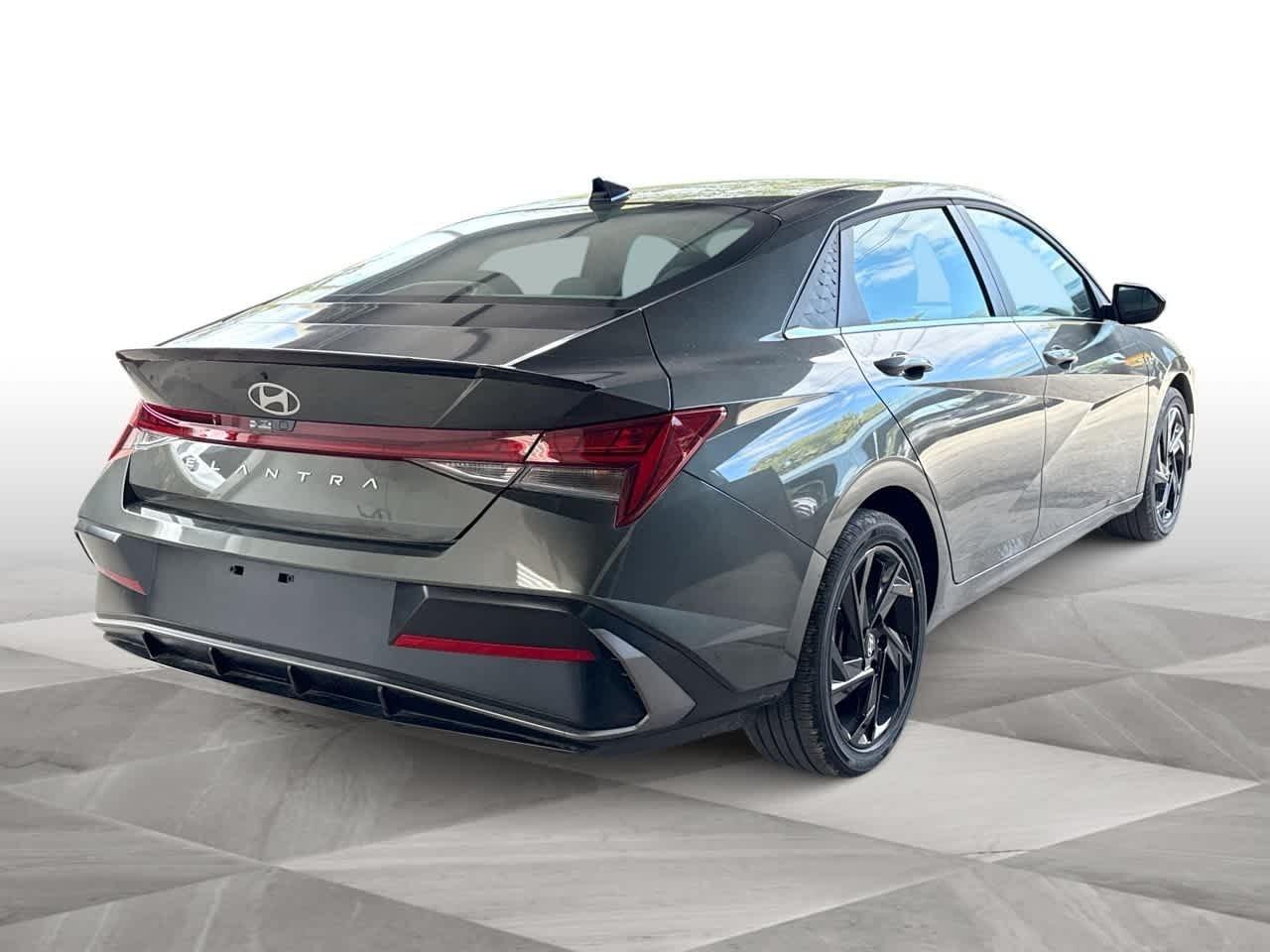 Hyundai Elantra Sel Sport Premium Fwd 4Dr Car - Thumbnail 8