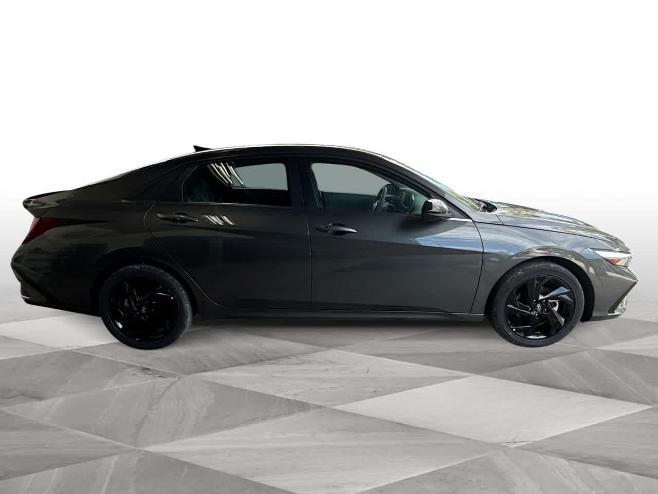 Hyundai Elantra Sel Sport Premium Fwd 4Dr Car - Thumbnail 9