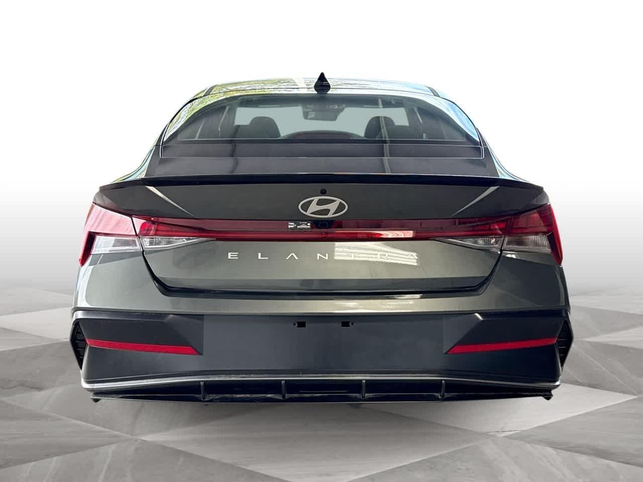 Hyundai Elantra Sel Sport Premium Fwd 4Dr Car - Thumbnail 7