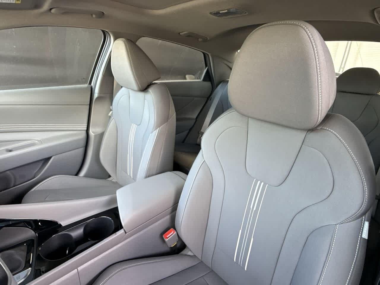 Hyundai Elantra Sel Sport Premium Fwd 4Dr Car - Thumbnail 14