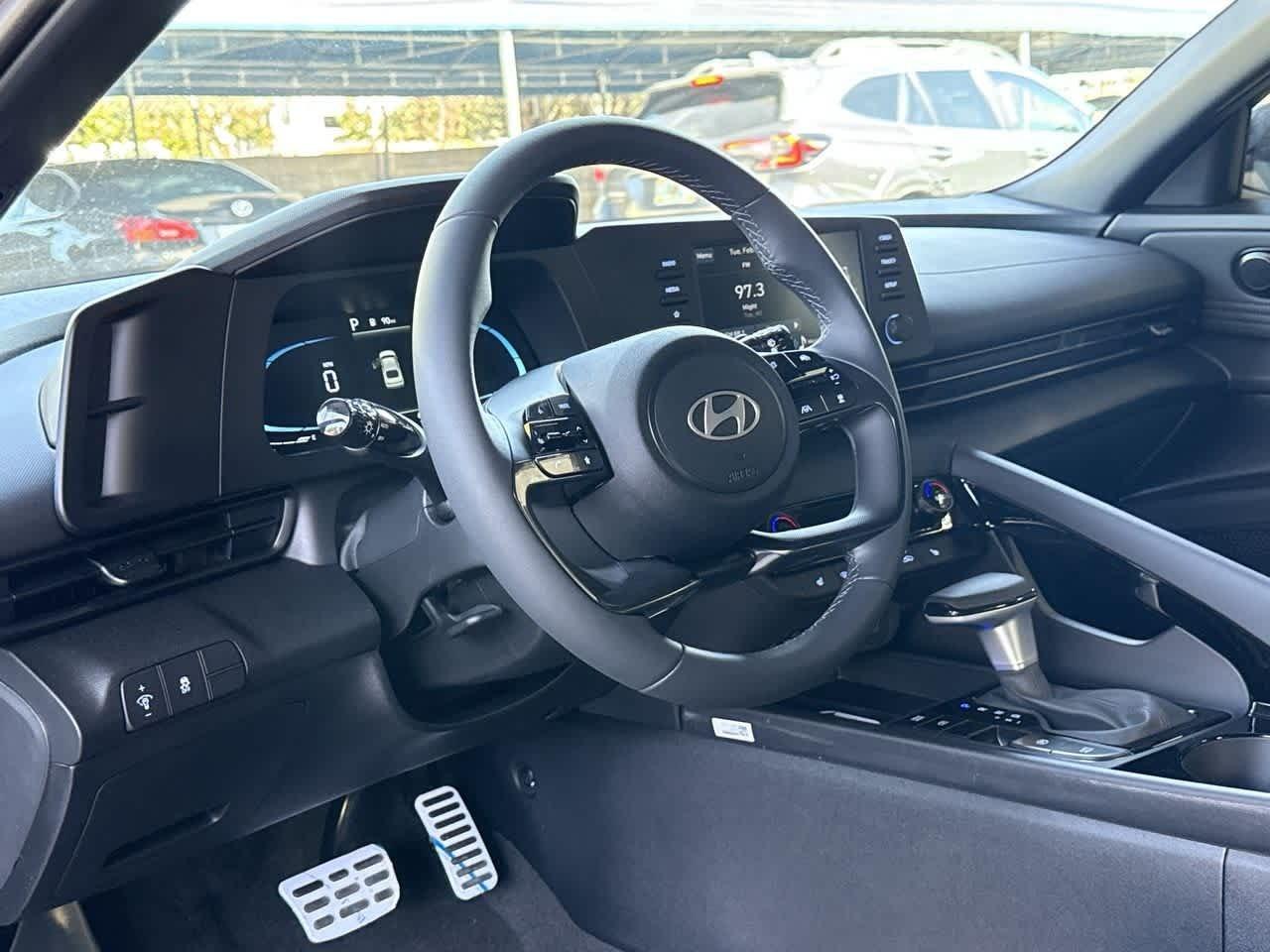Hyundai Elantra Sel Sport Premium Fwd 4Dr Car - Thumbnail 13