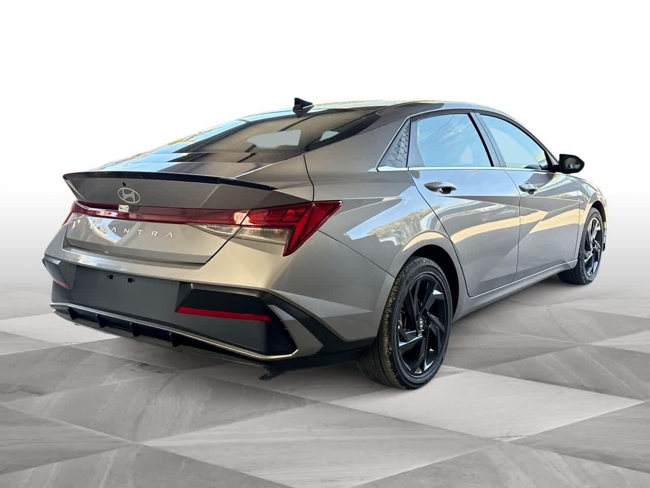 Hyundai Elantra Sel Sport Premium Fwd 4Dr Car - Thumbnail 8