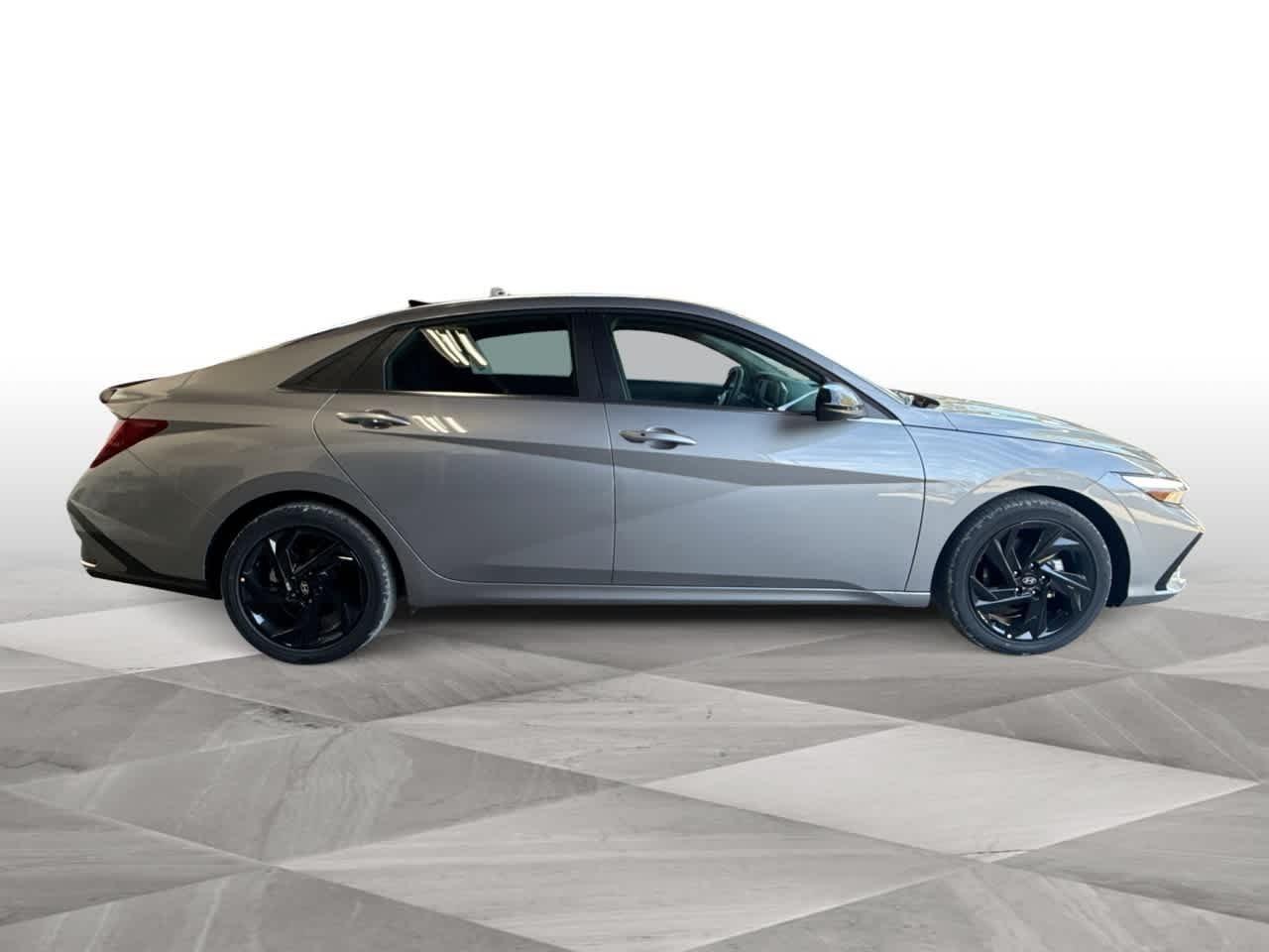 Hyundai Elantra Sel Sport Premium Fwd 4Dr Car - Thumbnail 9