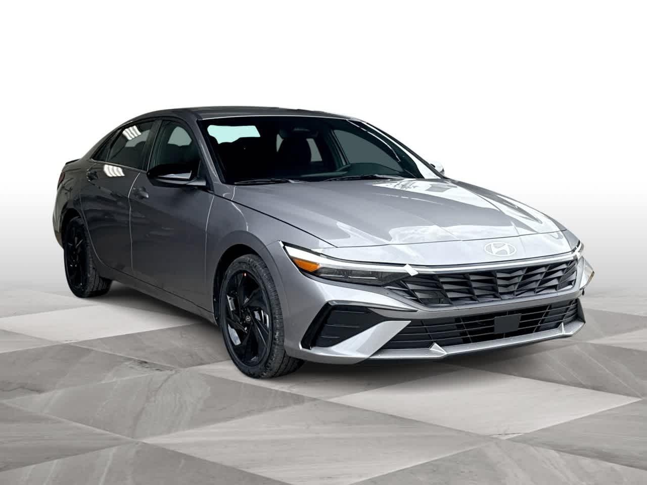 Hyundai Elantra Sel Sport Premium Fwd 4Dr Car - Thumbnail 2