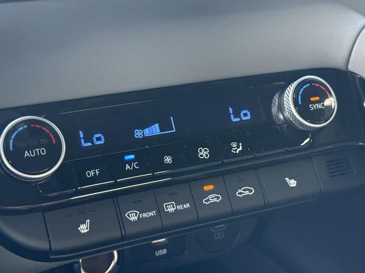 Hyundai Elantra Sel Sport Premium Fwd 4Dr Car - Thumbnail 20