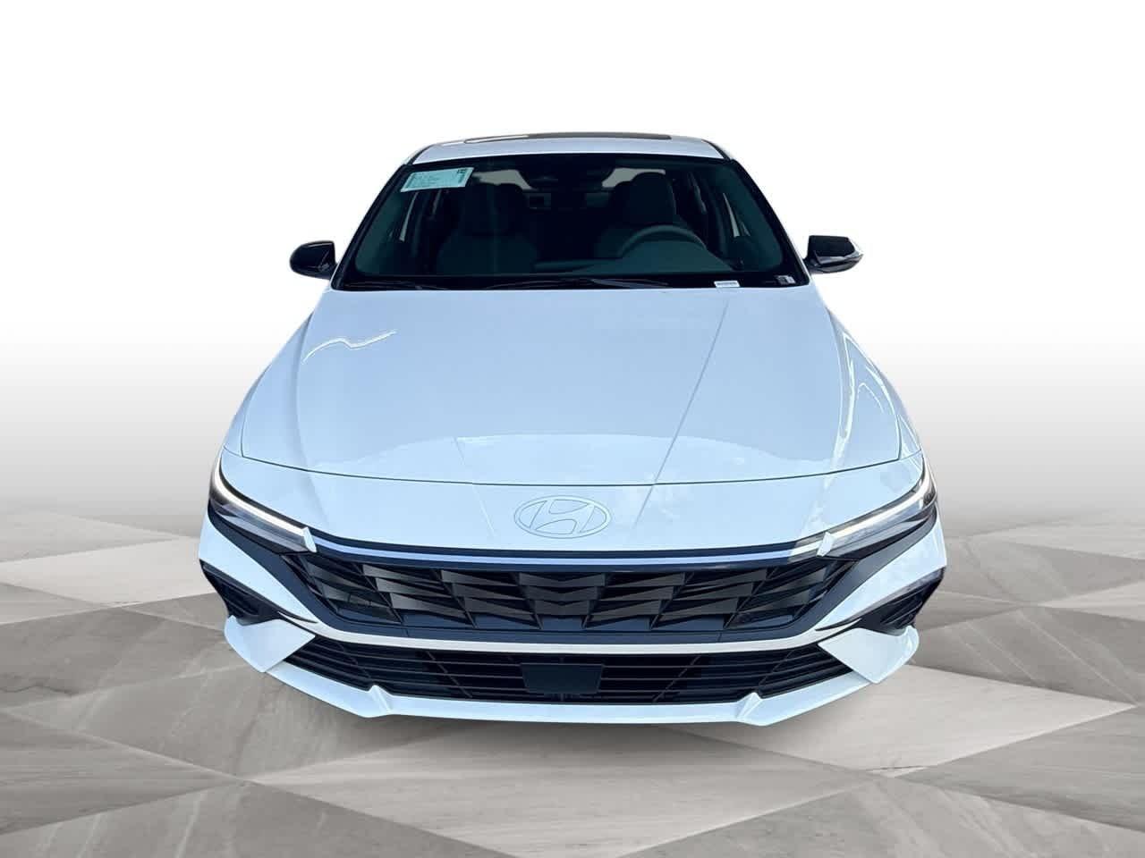 Hyundai Elantra Sel Sport Premium Fwd 4Dr Car - Thumbnail 3