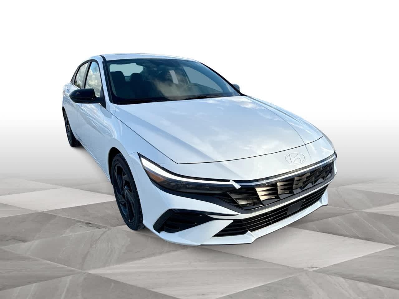 Hyundai Elantra Sel Sport Premium Fwd 4Dr Car - Thumbnail 2