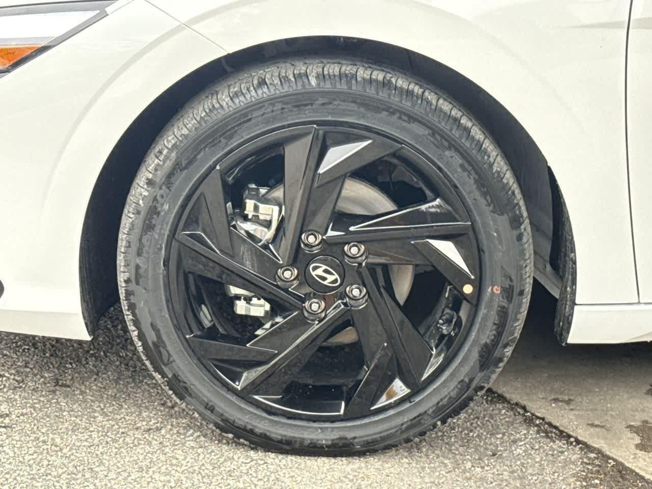 Hyundai Elantra Sel Sport Premium Fwd 4Dr Car - Thumbnail 11