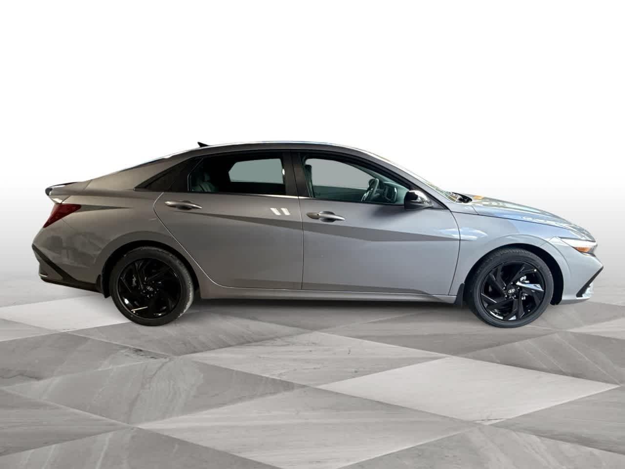 Hyundai Elantra Sel Sport Premium Fwd 4Dr Car - Thumbnail 9