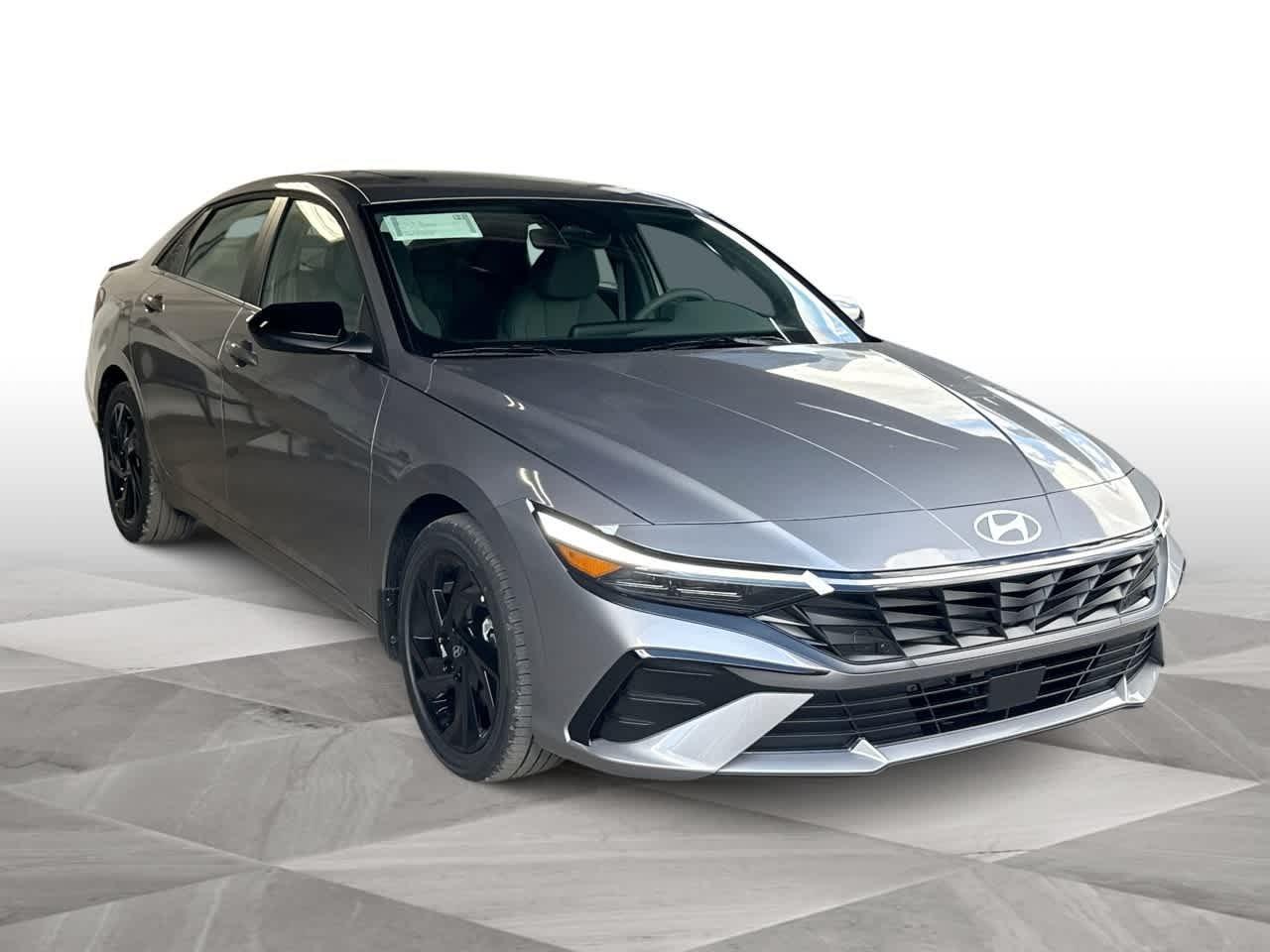 Hyundai Elantra Sel Sport Premium Fwd 4Dr Car - Thumbnail 2