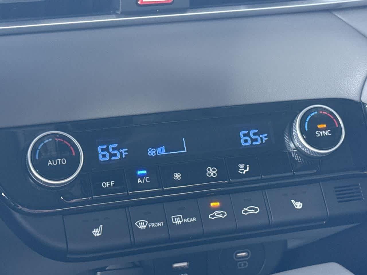 Hyundai Elantra Sel Sport Premium Fwd 4Dr Car - Thumbnail 20