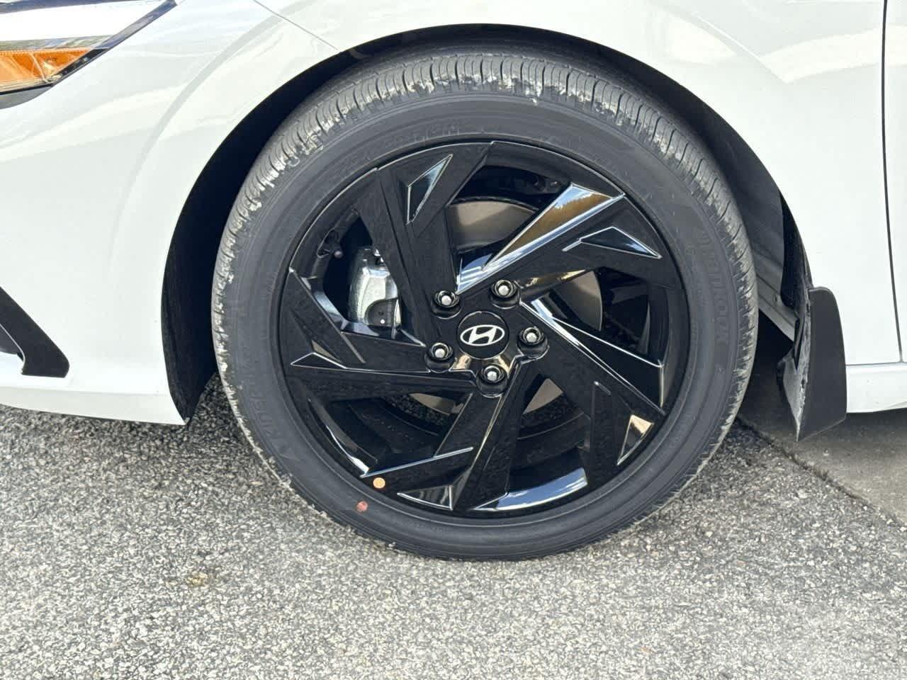 Hyundai Elantra Sel Sport Premium Fwd 4Dr Car - Thumbnail 11