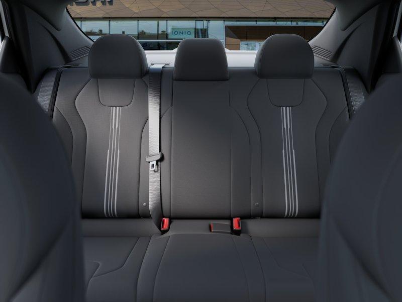 Hyundai Elantra Hybrid Blue Fwd 4Dr Car - Thumbnail 14