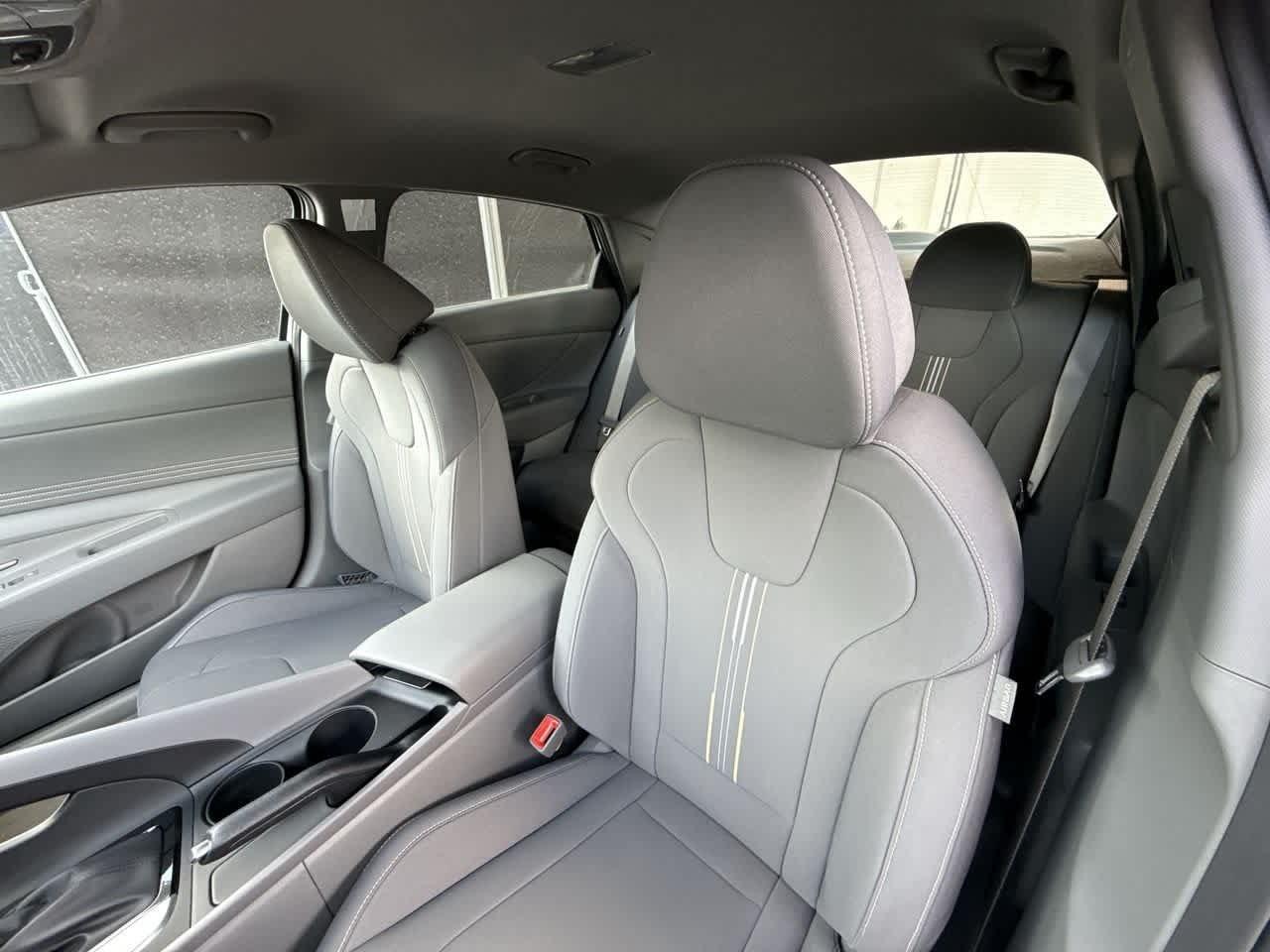 Hyundai Elantra Sel Sport Fwd 4Dr Car - Thumbnail 14