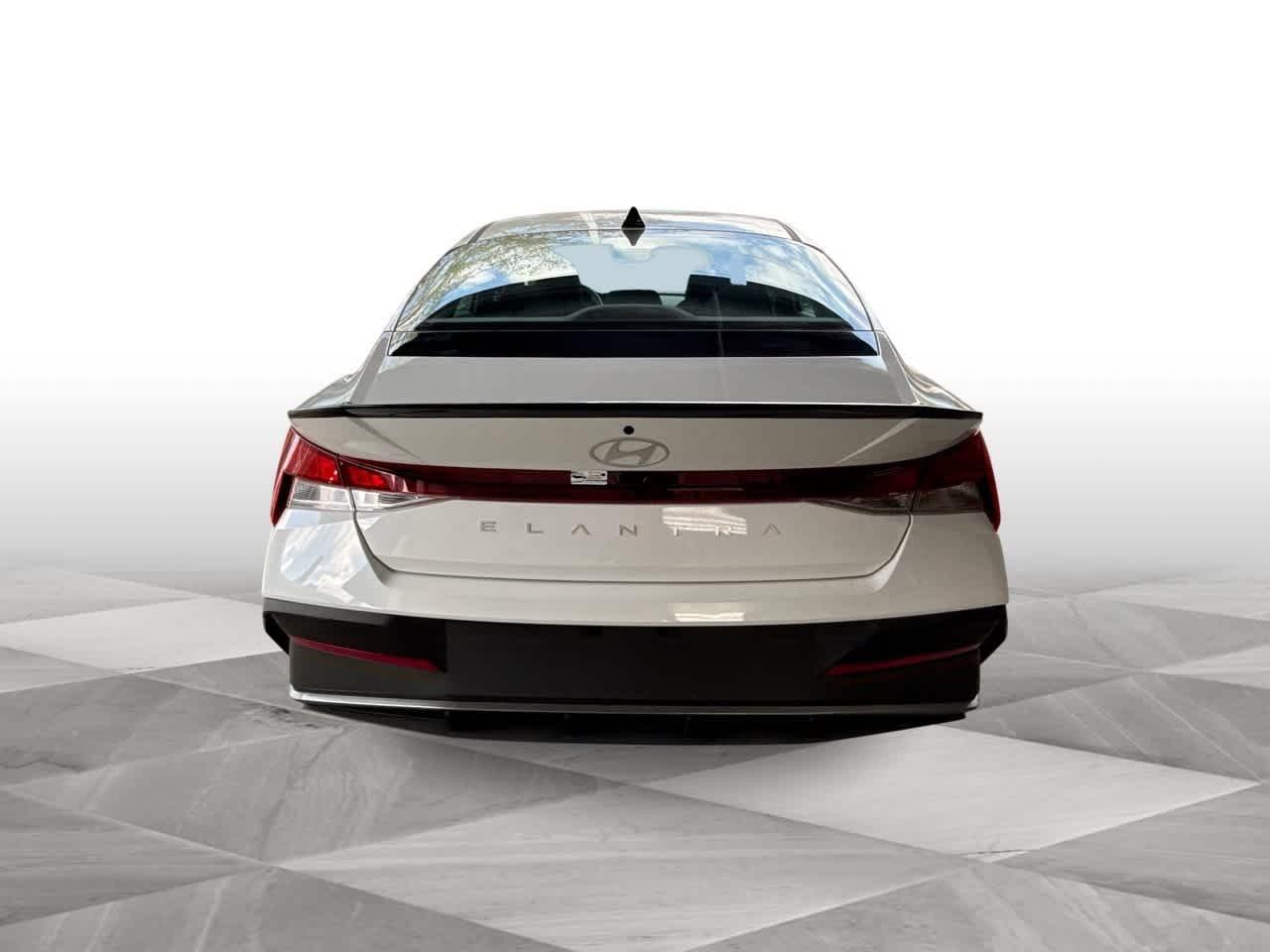 Hyundai Elantra Sel Sport Fwd 4Dr Car - Thumbnail 7