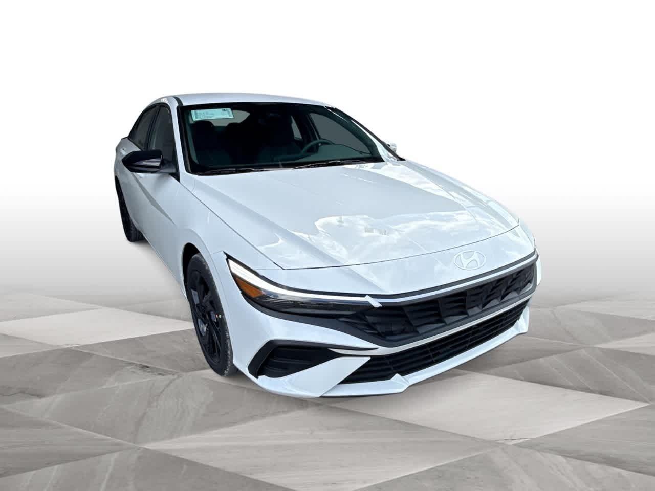 Hyundai Elantra Sel Sport Fwd 4Dr Car - Thumbnail 2