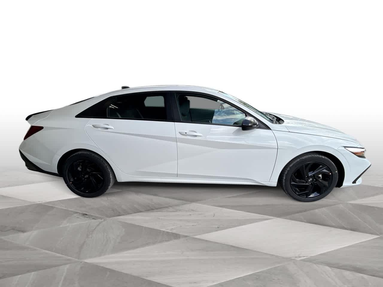 Hyundai Elantra Sel Sport Fwd 4Dr Car - Thumbnail 9