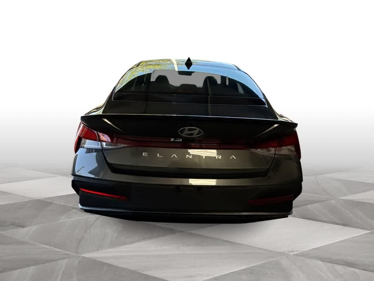 Hyundai Elantra Sel Sport Fwd 4Dr Car - Thumbnail 7