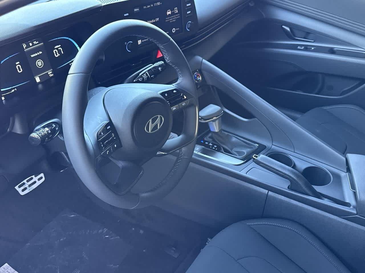 Hyundai Elantra Sel Sport Fwd 4Dr Car - Thumbnail 13