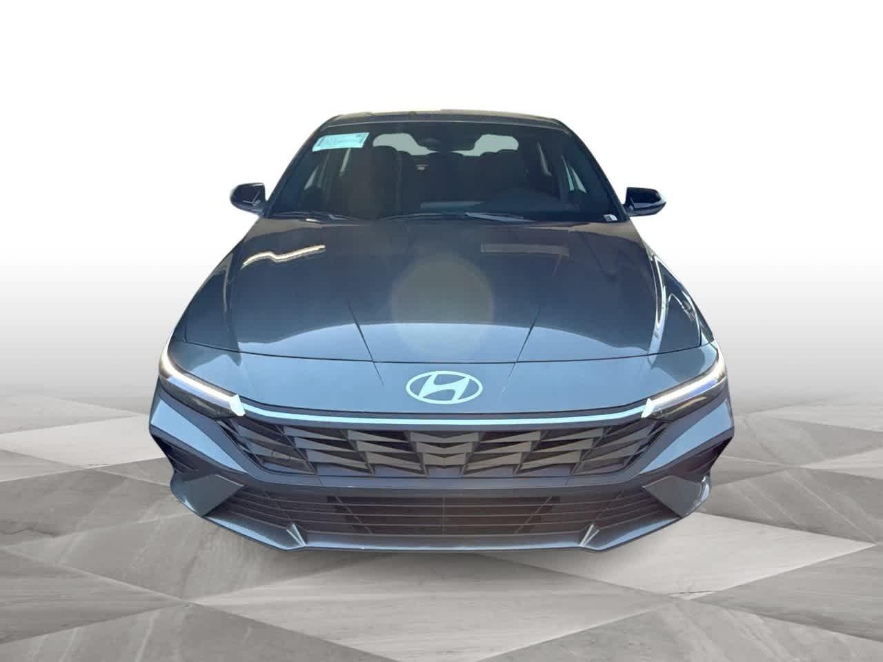 Hyundai Elantra Sel Sport Fwd 4Dr Car - Thumbnail 3