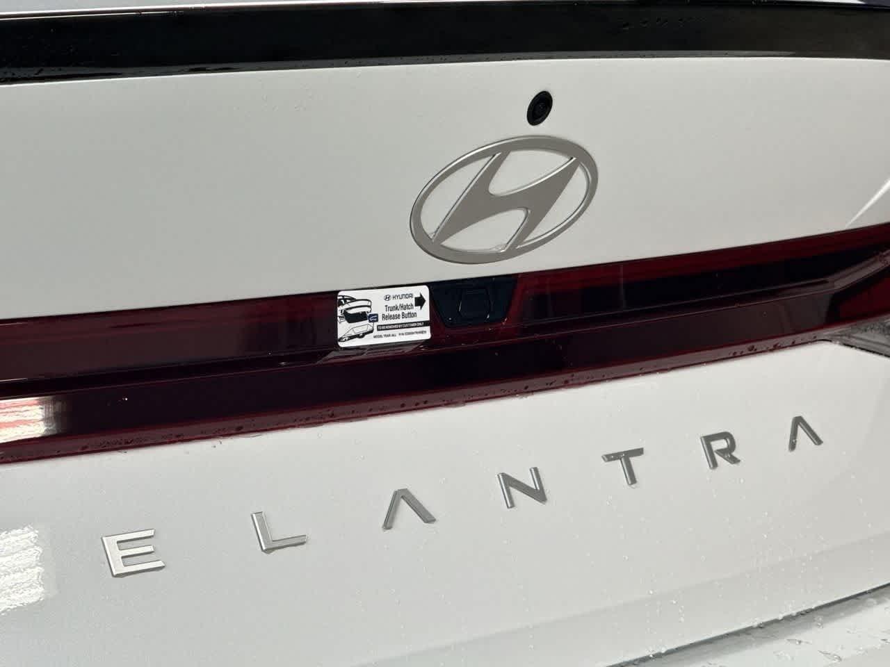 Hyundai Elantra Sel Sport Fwd 4Dr Car - Thumbnail 10