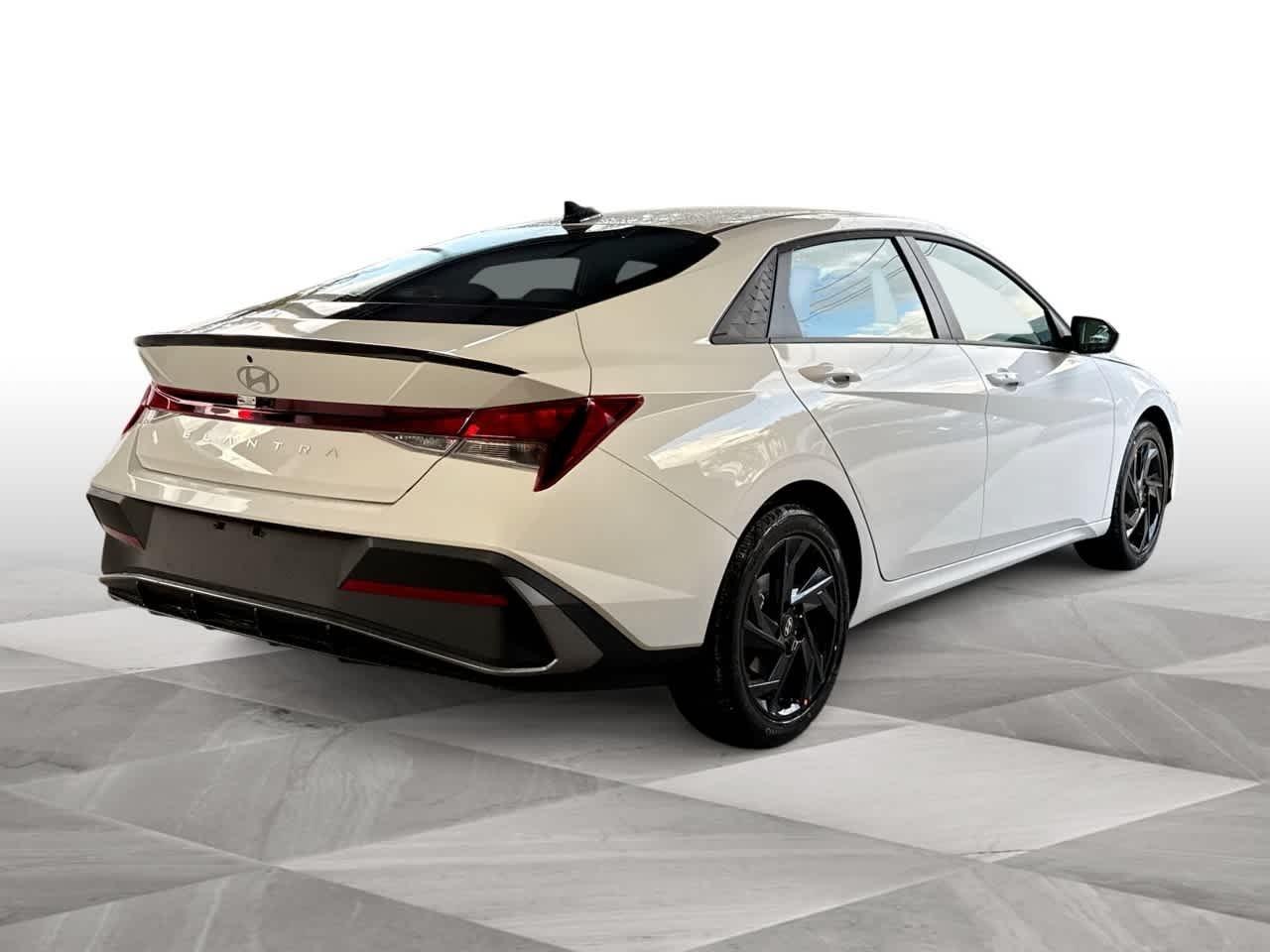 Hyundai Elantra Sel Sport Fwd 4Dr Car - Thumbnail 8