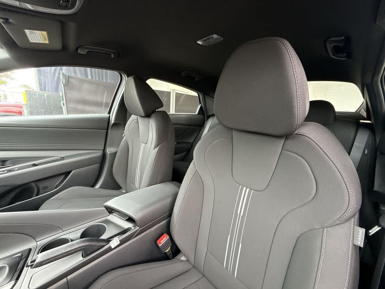 Hyundai Elantra Sel Sport Fwd 4Dr Car - Thumbnail 13