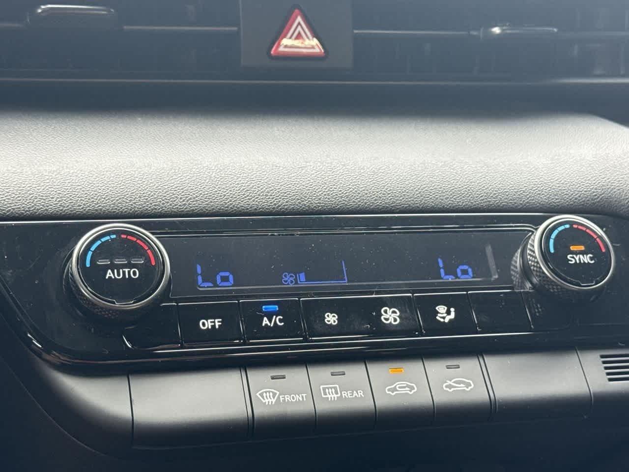 Hyundai Elantra Sel Sport Fwd 4Dr Car - Thumbnail 19