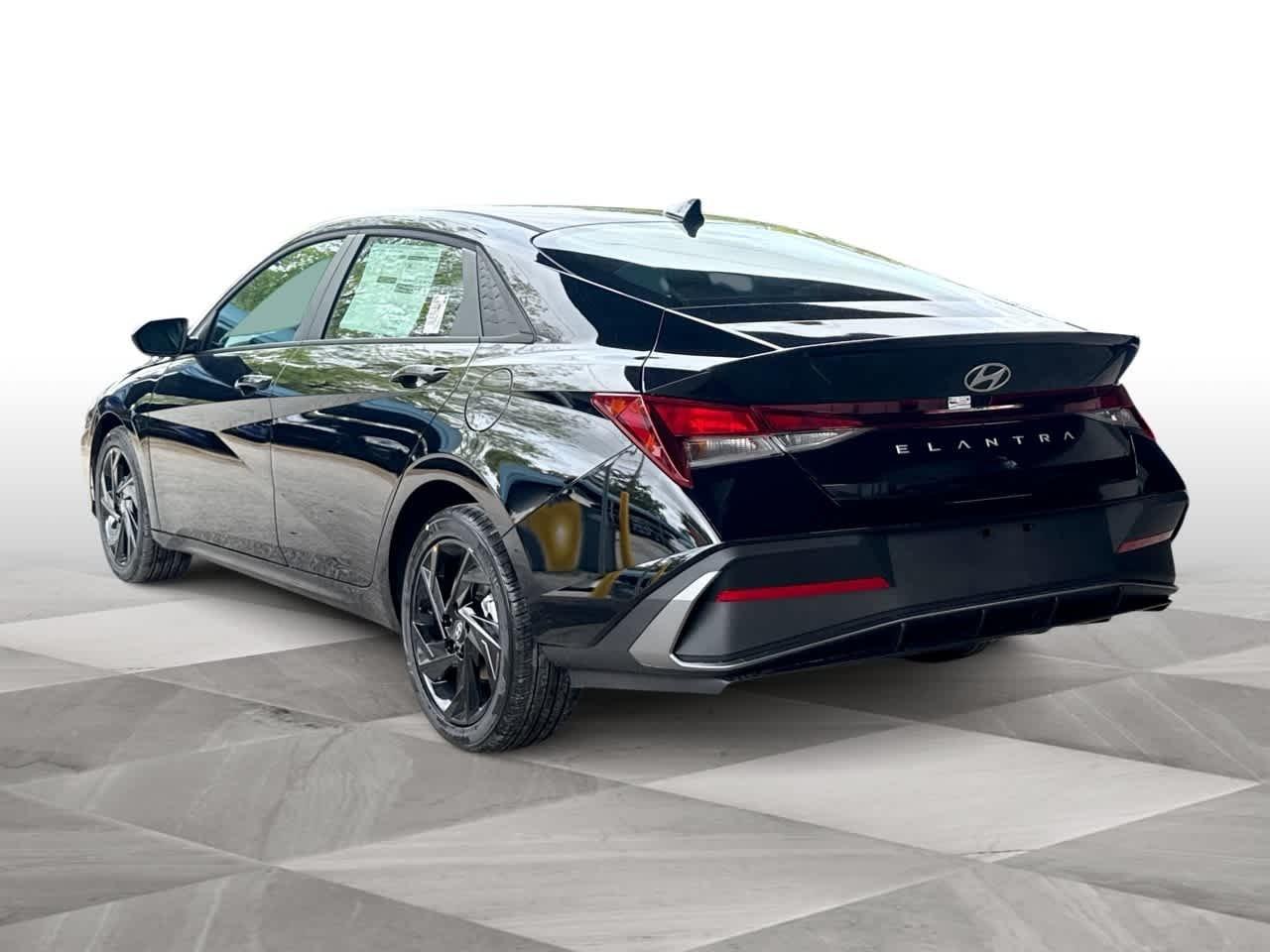 Hyundai Elantra Sel Sport Fwd 4Dr Car - Thumbnail 6