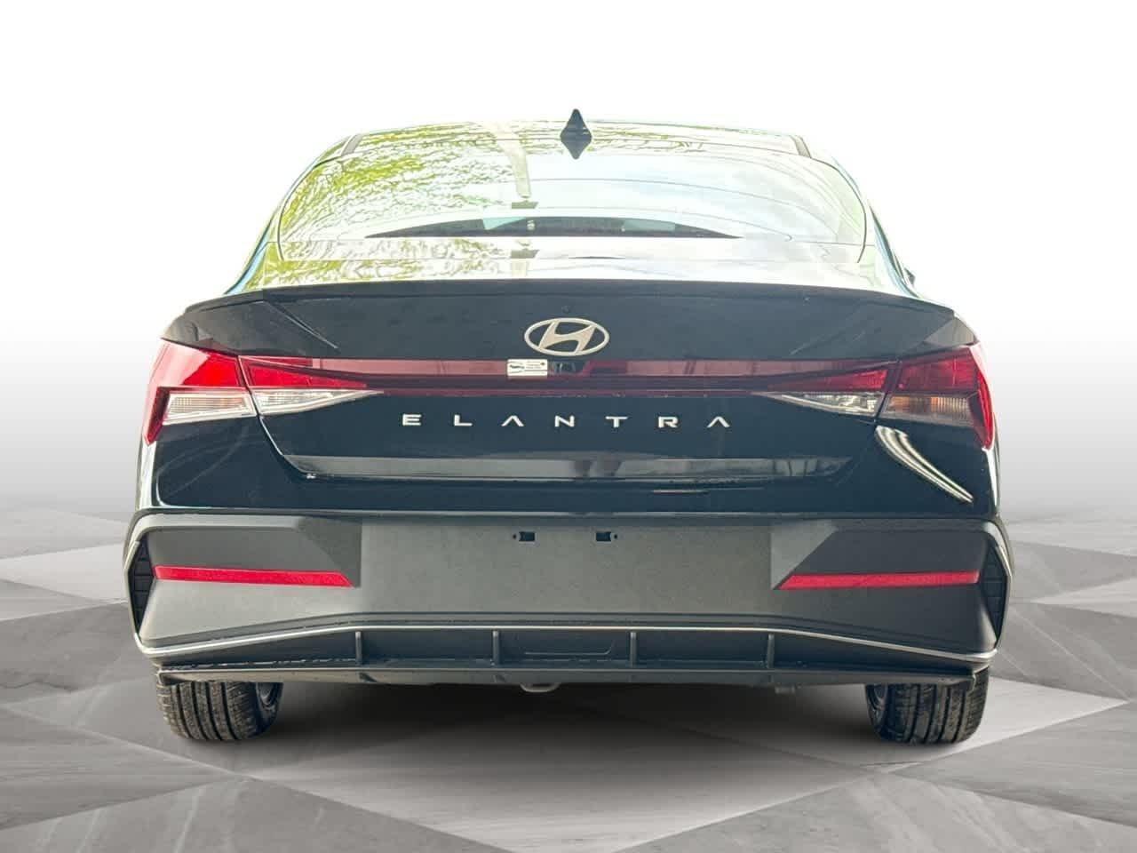 Hyundai Elantra Sel Sport Fwd 4Dr Car - Thumbnail 7