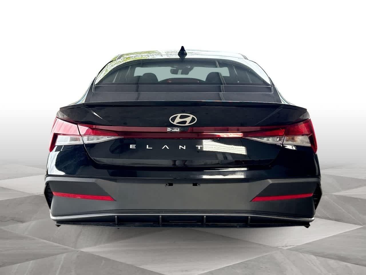 Hyundai Elantra Sel Sport Fwd 4Dr Car - Thumbnail 6