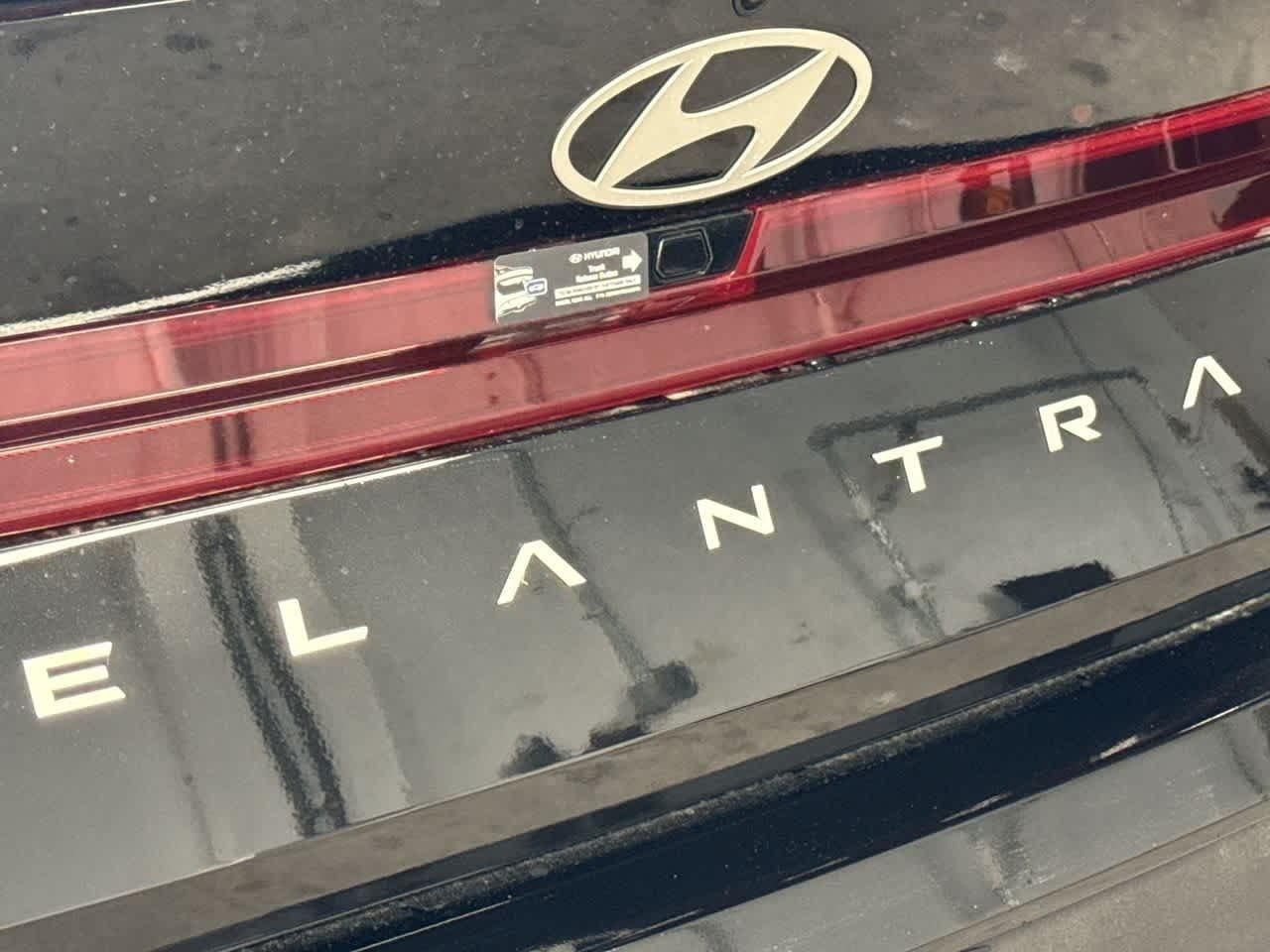 Hyundai Elantra Sel Sport Fwd 4Dr Car - Thumbnail 9