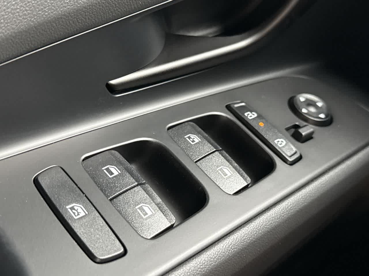 Hyundai Elantra Sel Sport Fwd 4Dr Car - Thumbnail 17