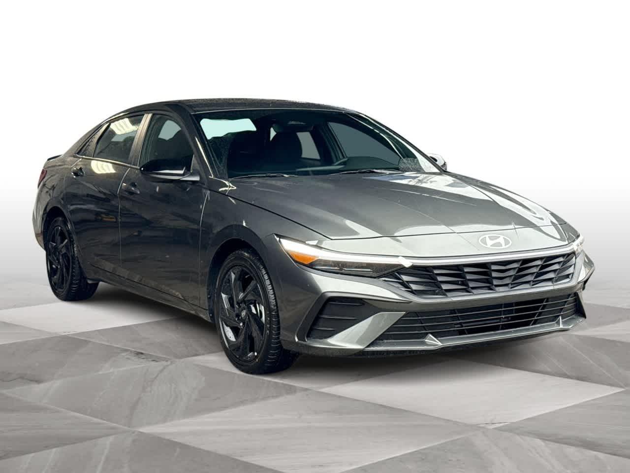 Hyundai Elantra Sel Sport Fwd 4Dr Car - Thumbnail 2