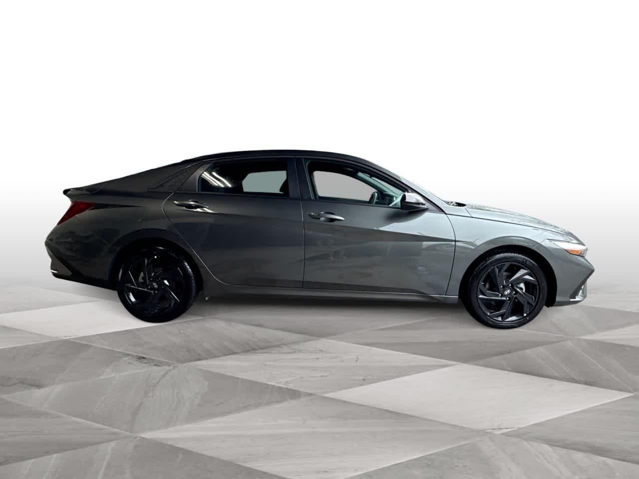 Hyundai Elantra Sel Sport Fwd 4Dr Car - Thumbnail 9